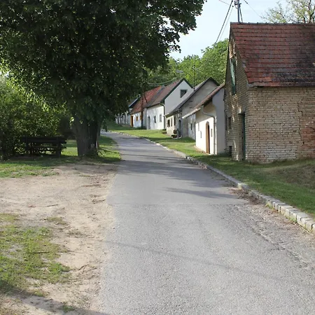 In Angern An Der March * Grub an der March